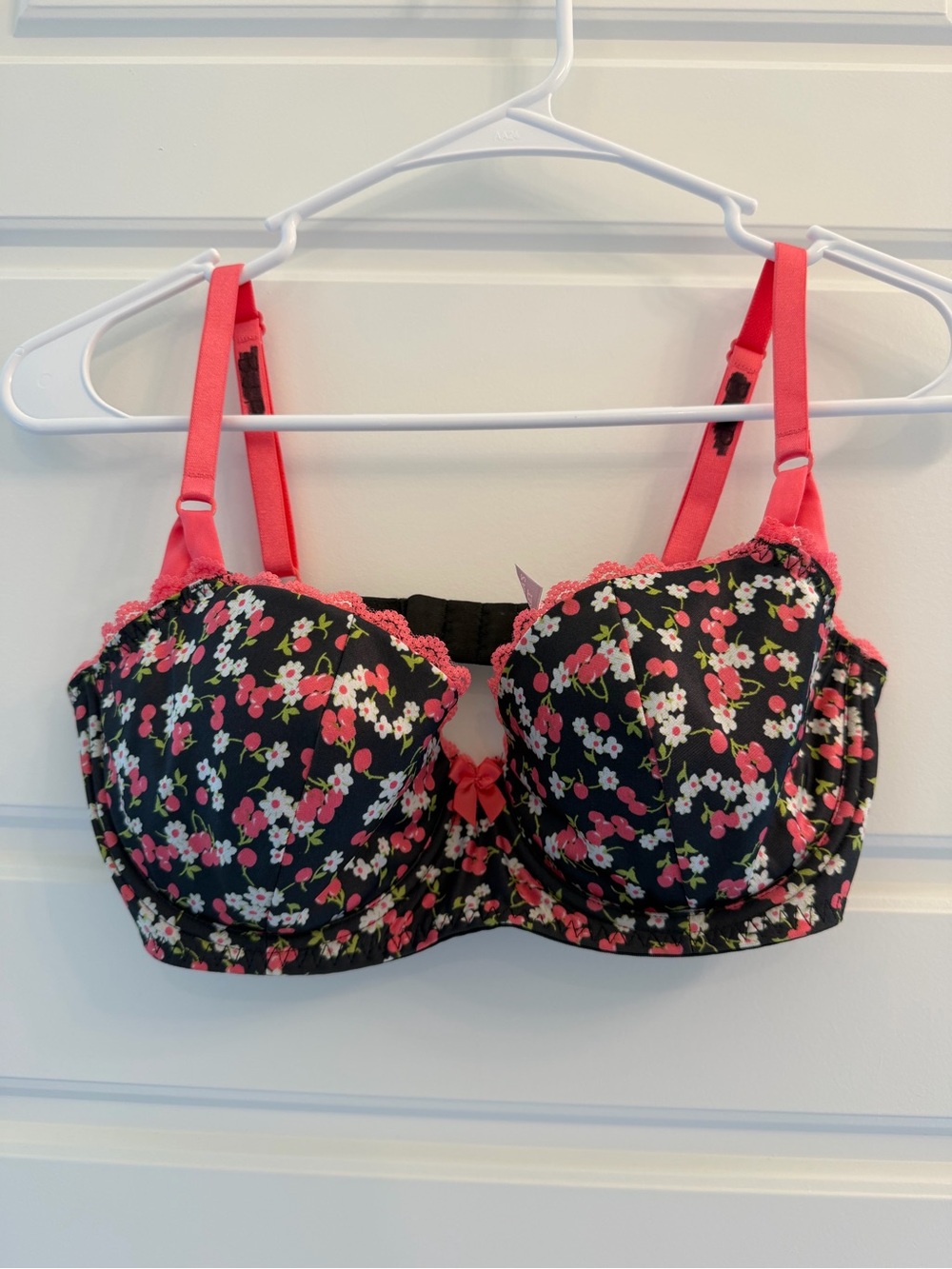 Vintage 2003 Victoria's Secret Cherry Blossom Floral Lace Bra 34D